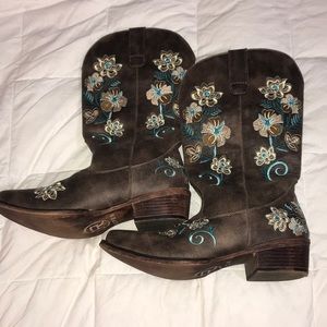 dressy cowgirl boots!